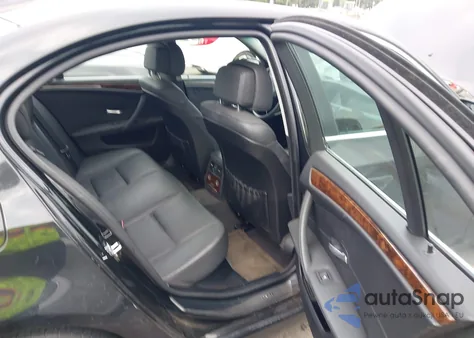 2008 BMW 528Xi из США, поврежденный, VIN WBANV13558C150018